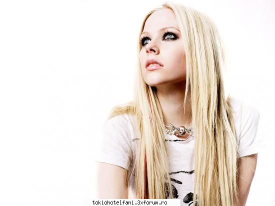 :rotfl: da...sa va pun o poza si cu jess... ~*in my world*~